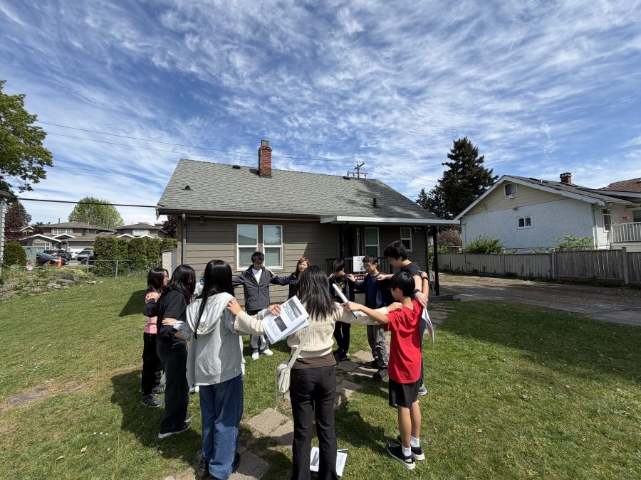 Outdoor Team-Building Activity
